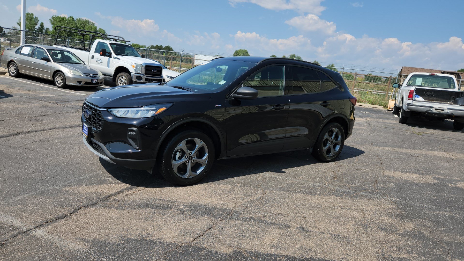 Used 2025 Ford Escape ST-Line AWD/4WD image 4