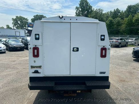 Used 2020 Chevrolet Express 3500 w/ Power Convenience Package RWD image 13