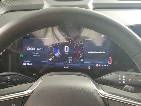 New 2026 Chevrolet Suburban LT image 25