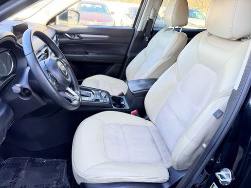 Used 2017 MAZDA CX-5 Touring image 12