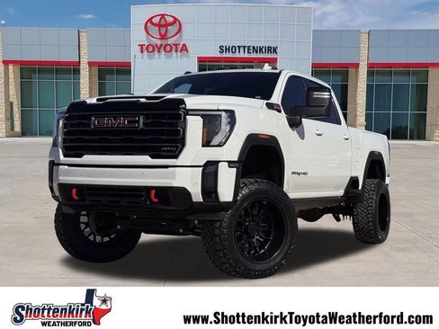 Used 2024 GMC Sierra 2500 AT4 w/ AT4 Premium Plus Package AWD/4WD image 1