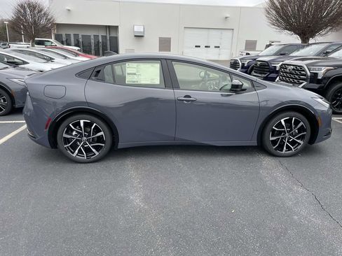 New 2026 Toyota Prius Plug-In Hybrid image 13