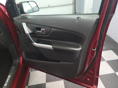 Used 2014 Ford Edge Sport w/ Driver Entry Package image 26