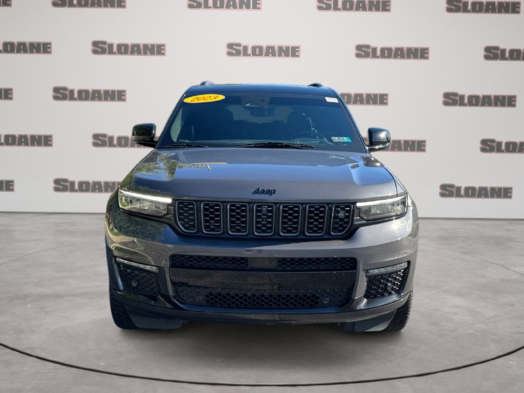 Used 2023 Jeep Grand Cherokee L Summit AWD/4WD image 8