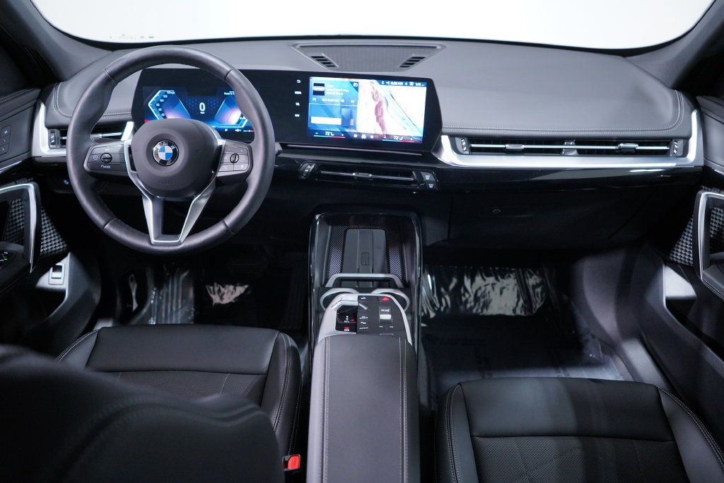 Used 2026 BMW X1 xDrive28i AWD/4WD image 14