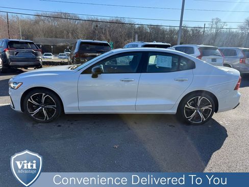 Certified 2024 Volvo S60 B5 Plus w/ Climate Package image 5