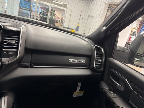 New 2026 RAM 2500 Big Horn AWD/4WD image 29