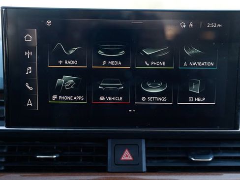 Used 2020 Audi A4 2.0T Premium w/ Convenience Package image 39