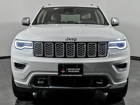 Used 2019 Jeep Grand Cherokee Overland AWD/4WD image 4