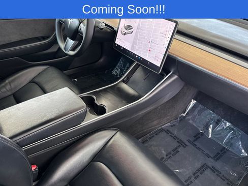 Used 2020 Tesla Model 3 Standard Range Plus image 16
