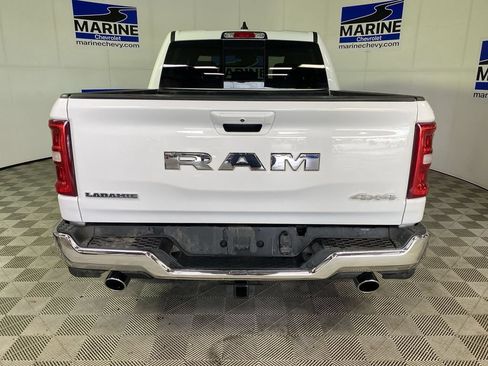 Used 2025 RAM 1500 Laramie AWD/4WD image 17