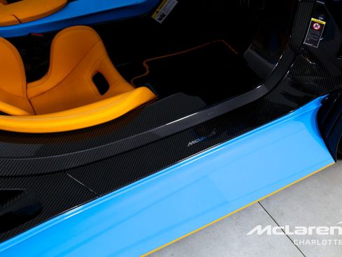 Used 2021 McLaren Elva image 20