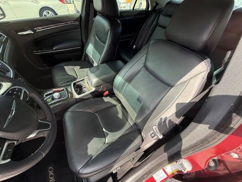 Used 2015 Chrysler 300 C image 16