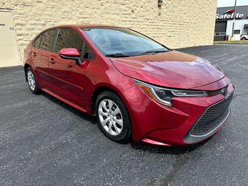 Used 2022 Toyota Corolla LE image 7