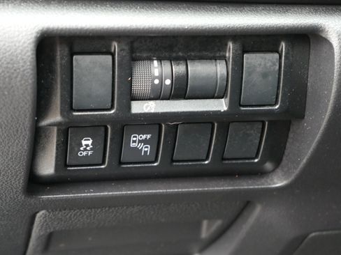 Used 2022 Subaru Impreza Premium image 6