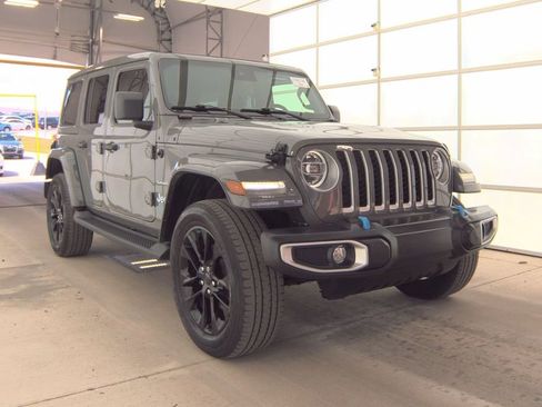 Used 2022 Jeep Wrangler Unlimited Sahara w/ Safety Group image 3