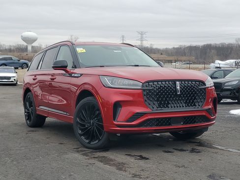 New 2026 Lincoln Aviator Reserve w/ Jet Appearance Package AWD/4WD image 1