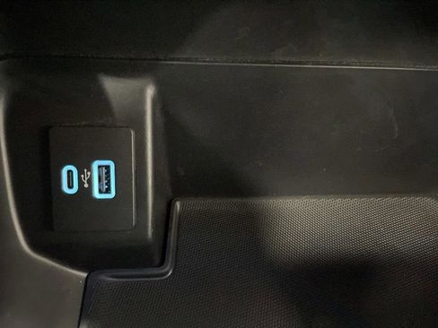 Used 2022 Ford F150 XLT w/ Equipment Group 302A High image 26