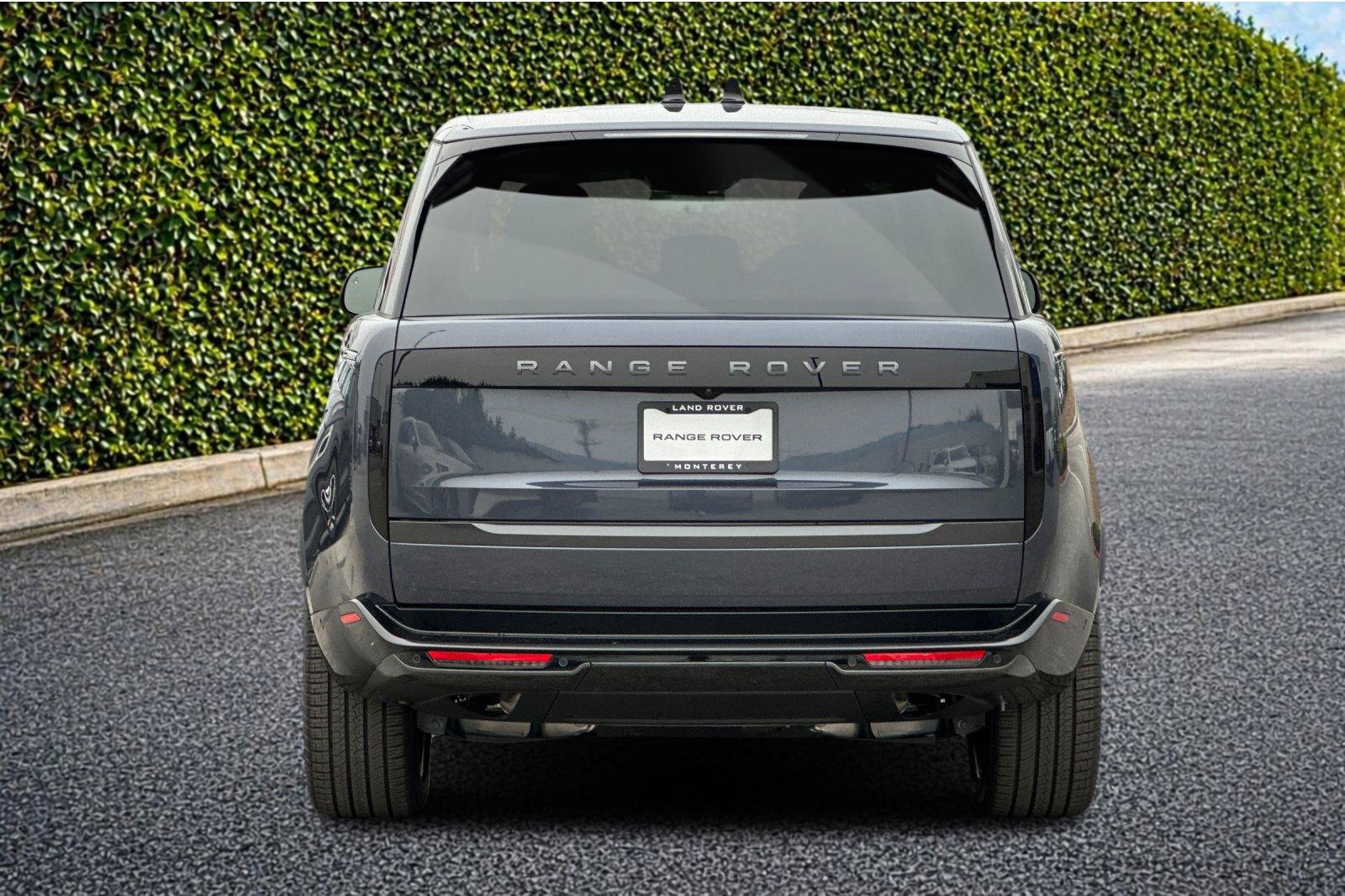 New 2026 Land Rover Range Rover Long Wheelbase SE AWD/4WD image 5