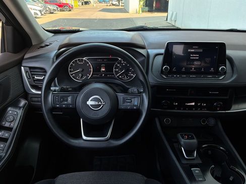Used 2023 Nissan Rogue SV AWD/4WD image 14