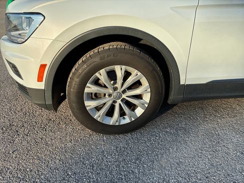 Used 2018 Volkswagen Tiguan SE AWD/4WD image 8