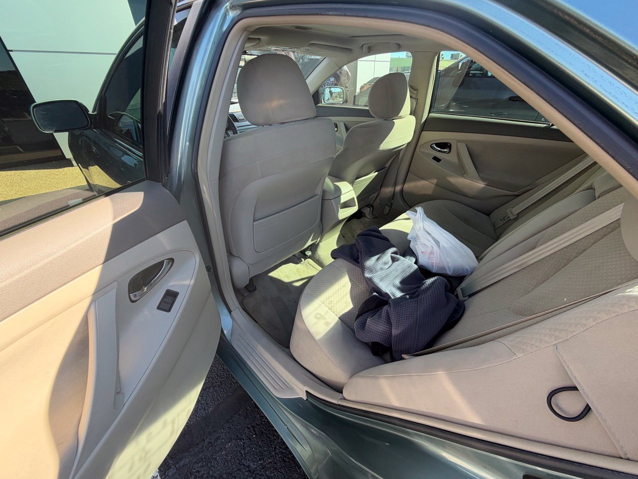 Used 2007 Toyota Camry LE FWD image 16