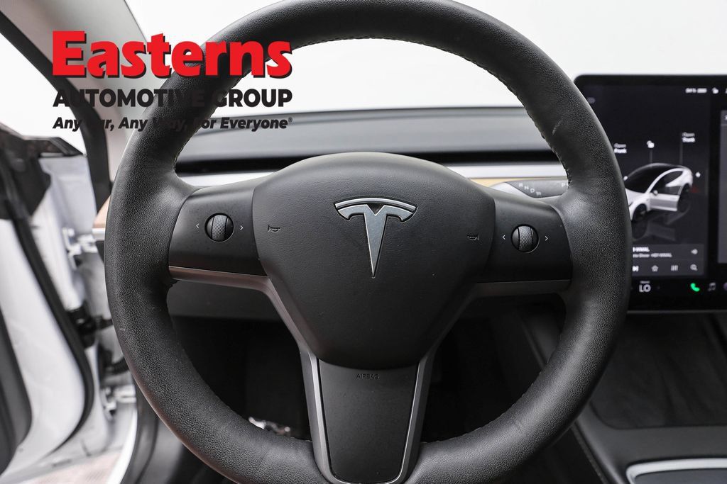 Used 2023 Tesla Model 3 Standard Range RWD image 12