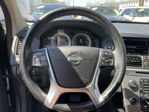 Used 2013 Volvo XC60 3.2 AWD/4WD image 26