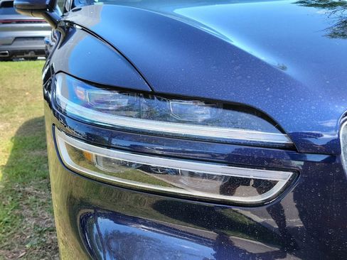 Used 2024 Genesis GV70 2.5T w/ Advanced Package image 2