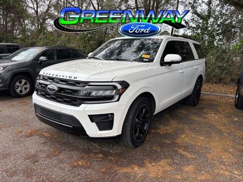 Used 2024 Ford Expedition Limited image 1
