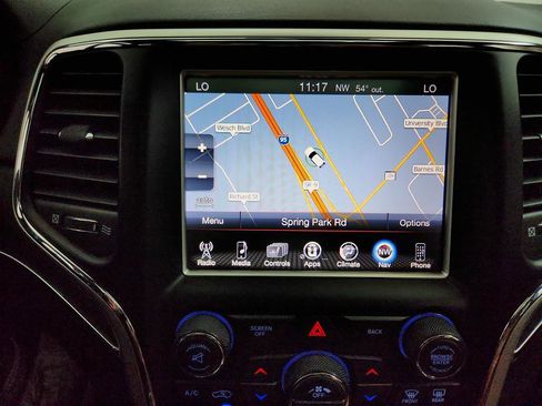 Used 2016 Jeep Grand Cherokee SRT image 20