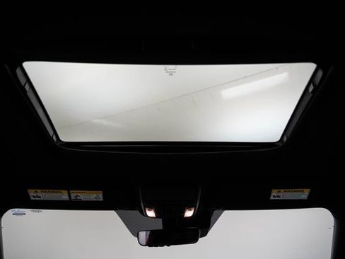 Certified 2024 Honda Ridgeline Black Edition image 4
