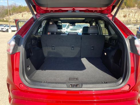 Used 2022 Ford Edge ST-Line image 21