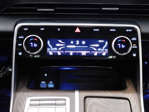 Used 2024 Genesis GV80 2.5T w/ Advanced Package image 27