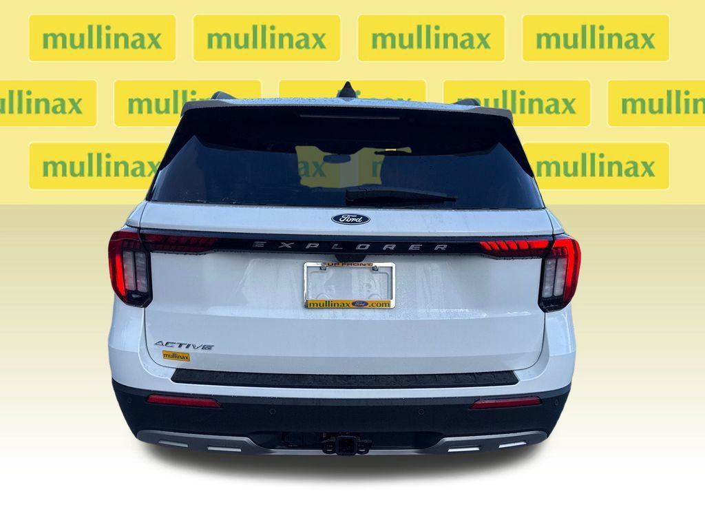 New 2027 Ford Explorer Active w/ Active Comfort Package RWD image 43
