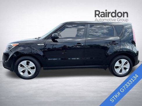 Used 2016 Kia Soul FWD image 4