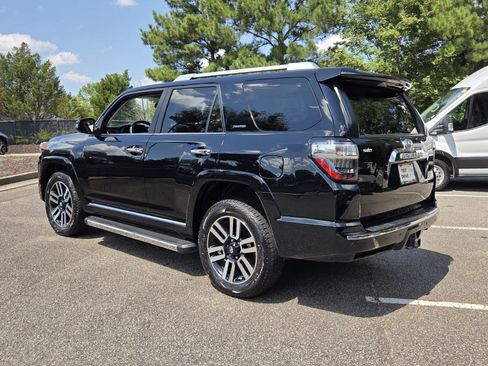Used 2018 Toyota 4Runner Limited AWD/4WD image 5