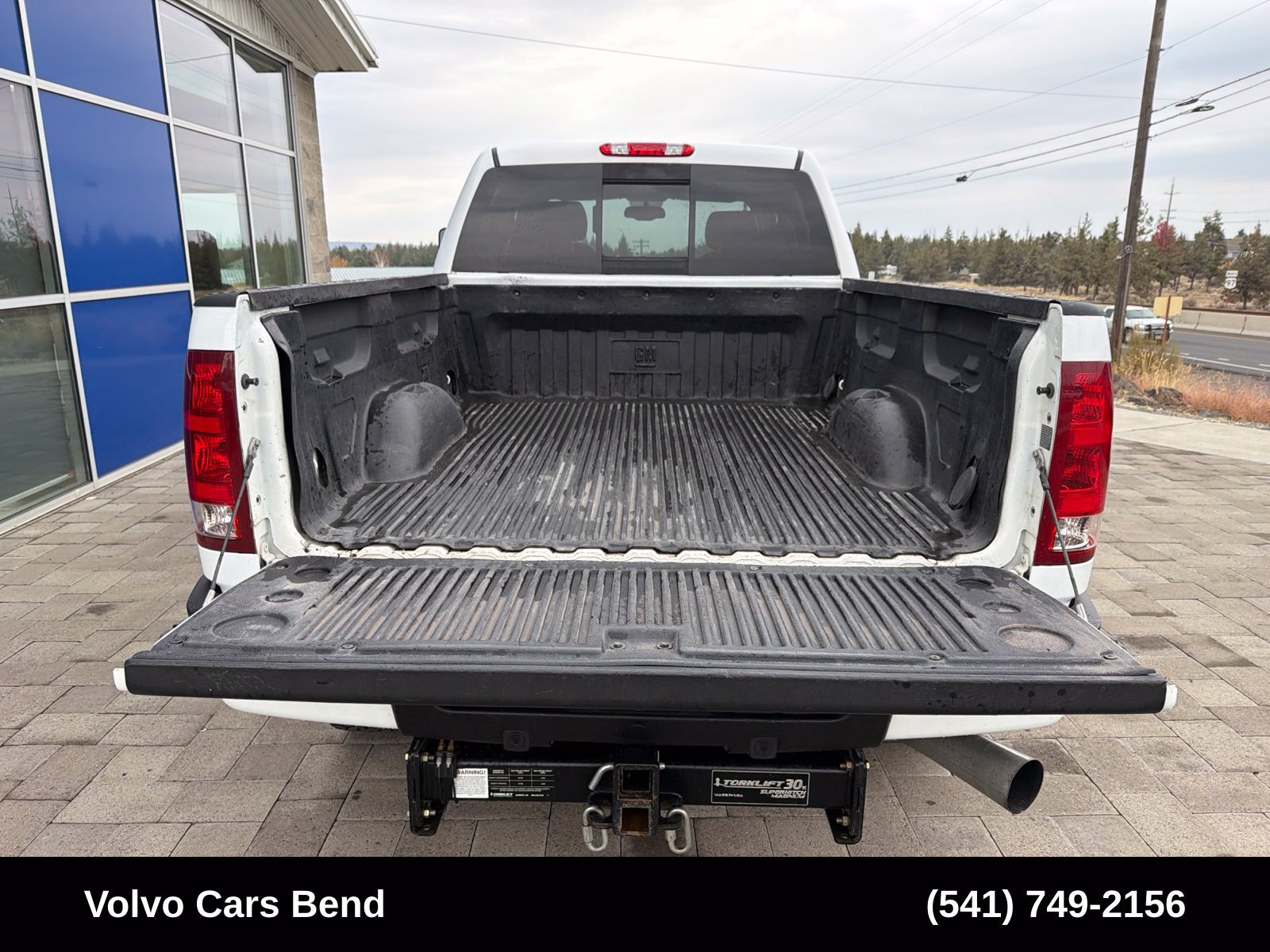 Used 2013 GMC Sierra 3500 Denali w/ Suspension Package, Off-Road AWD/4WD image 9