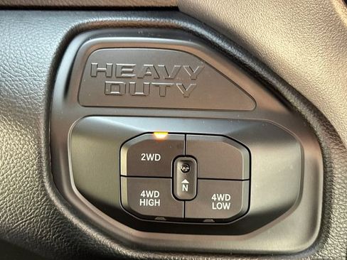 Certified 2025 RAM 2500 Big Horn AWD/4WD image 36