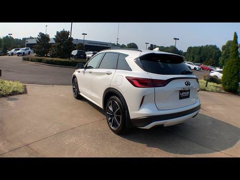 Used 2023 INFINITI QX50 Sport FWD image 6