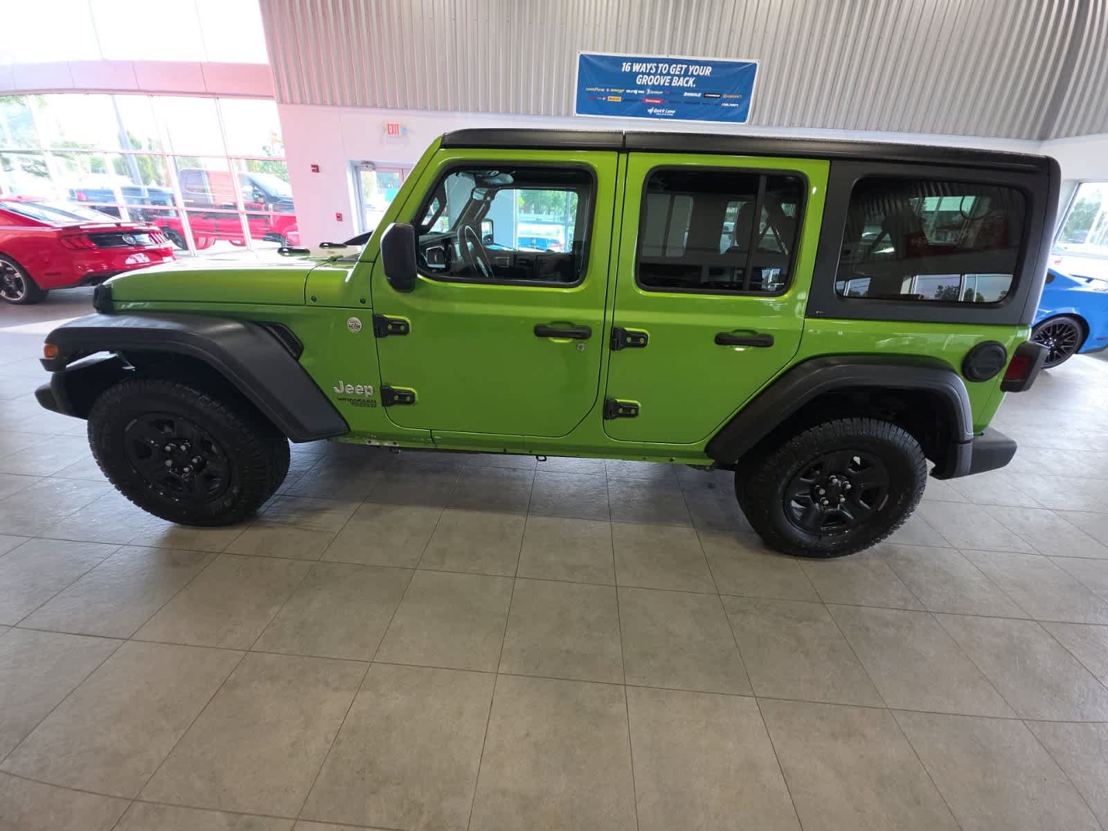 Used 2018 Jeep Wrangler Unlimited Sport AWD/4WD image 15