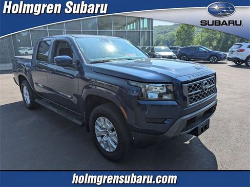 Used 2022 Nissan Frontier SV w/ Technology Package image 1