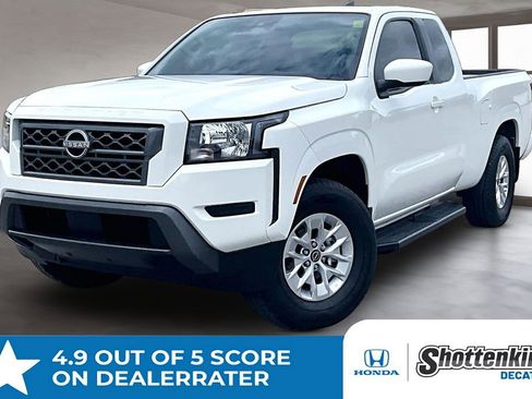 Used 2024 Nissan Frontier SV RWD image 1