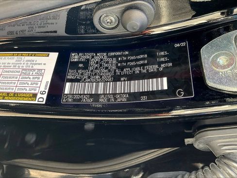 Used 2022 Lexus GX 460 Premium w/ Premium Package AWD/4WD image 19