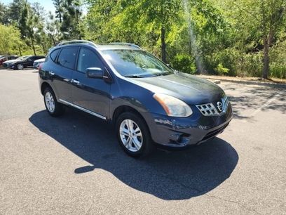 Used 2013 Nissan Rogue SV w/ Premium Pkg