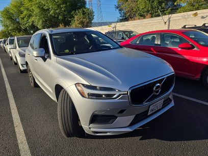 Used 2020 Volvo XC60 T6 Momentum