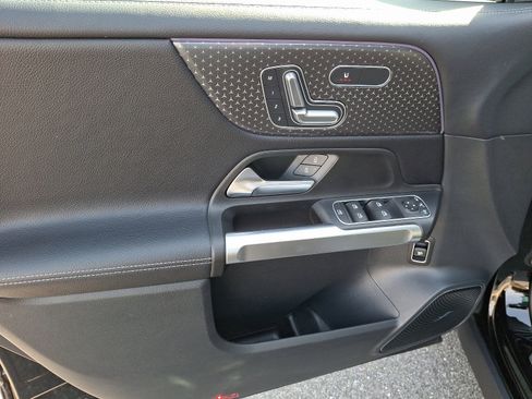 Certified 2024 Mercedes-Benz GLB 250 4MATIC image 12