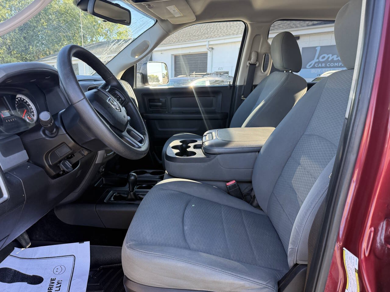 Used 2014 RAM 2500 Tradesman w/ Chrome Appearance Group AWD/4WD image 11