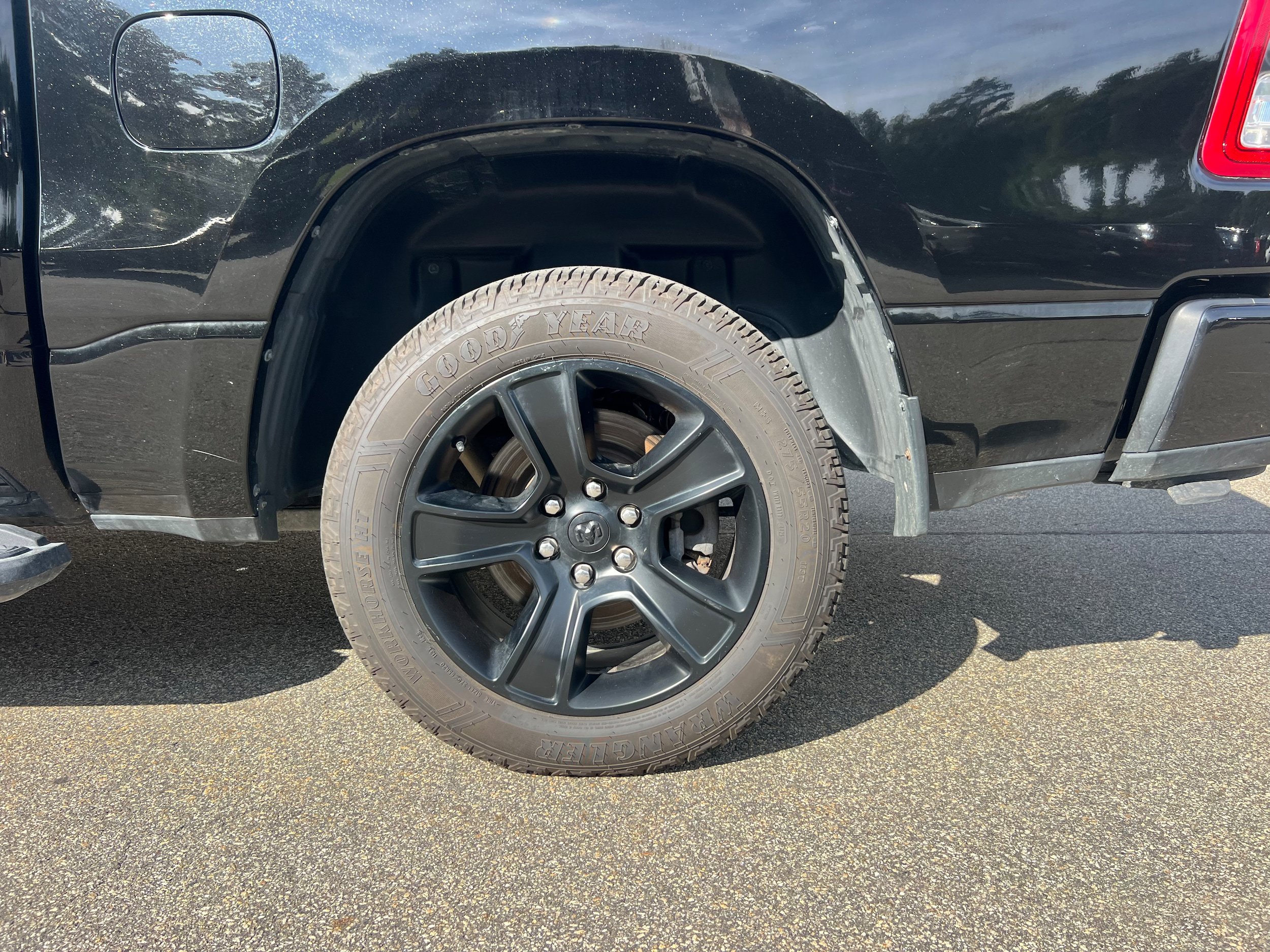Used 2024 RAM 1500 Big Horn AWD/4WD image 9