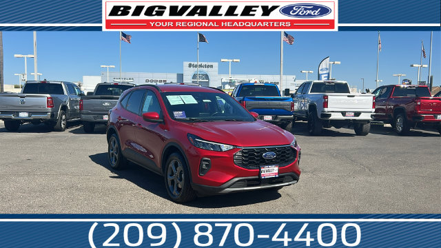 Certified 2025 Ford Escape ST-Line Select AWD/4WD image 1